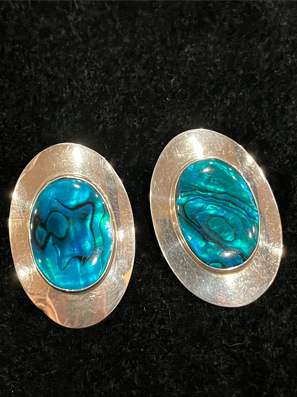 Vintage  Sterling Silver Oval Earrings with Blue-Green Abalone Inlay